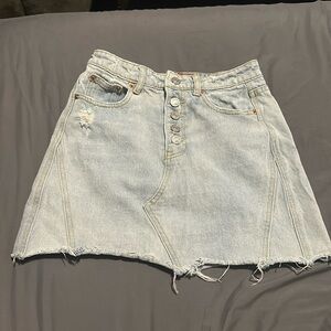 Signature8 light wash Jean skirt! Like new! Wore once.